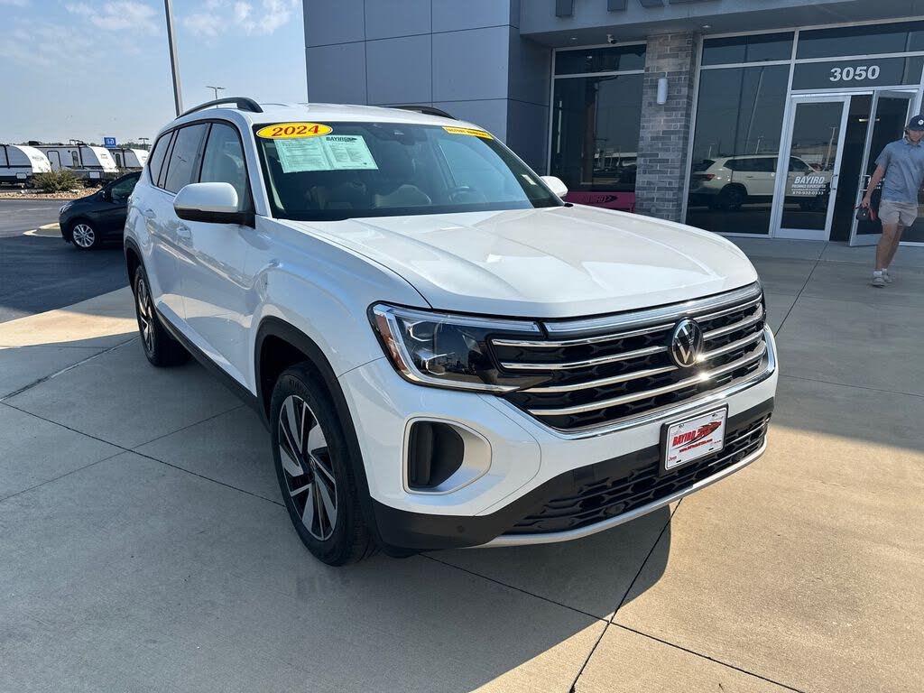 2024 Volkswagen Atlas SE