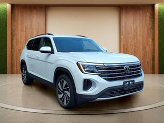 2025 Volkswagen Atlas SE