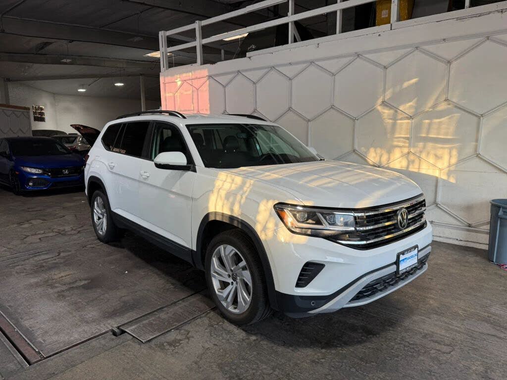 2022 Volkswagen Atlas V6 SE W Technology