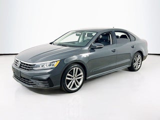 2018 Volkswagen Passat R Line