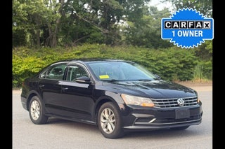 2018 Volkswagen Passat R Line