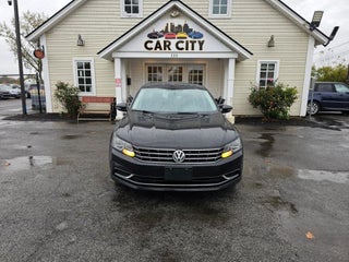 2016 Volkswagen Passat 1.8T R-Line