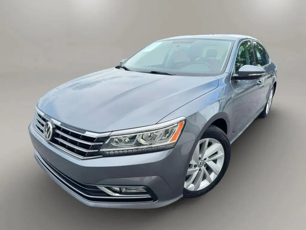 2018 Volkswagen Passat SE