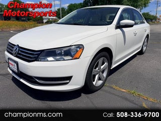 2013 Volkswagen Passat SE