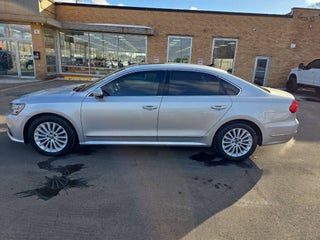 2016 Volkswagen Passat SE