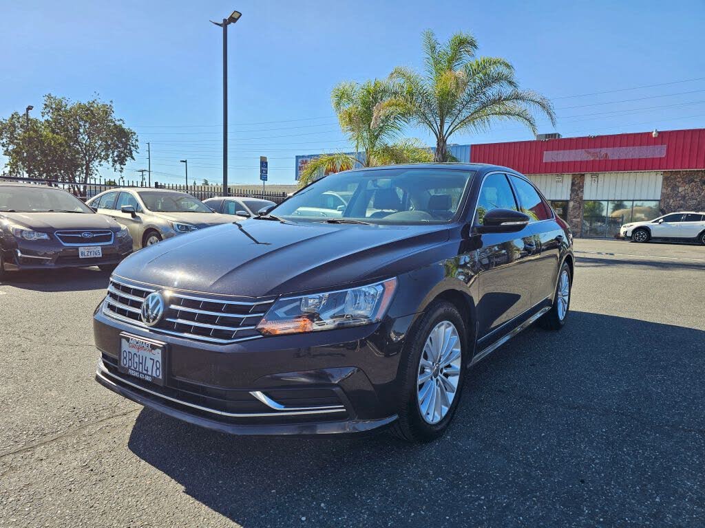 2017 Volkswagen Passat SE