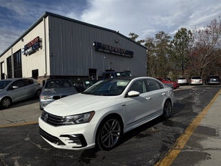 2017 Volkswagen Passat R Line