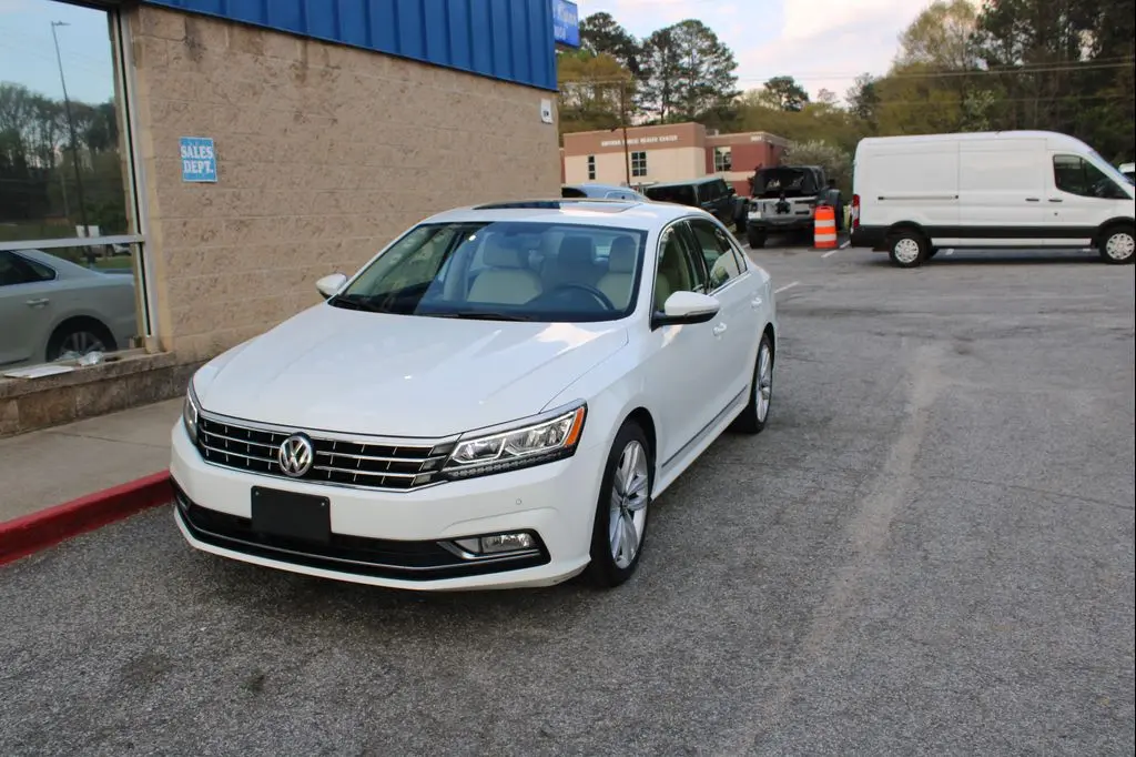 2017 Volkswagen Passat SE