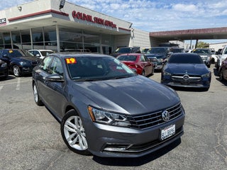2019 Volkswagen Passat Wolfsburg Edition