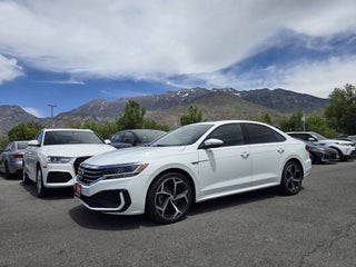 2022 Volkswagen Passat R Line