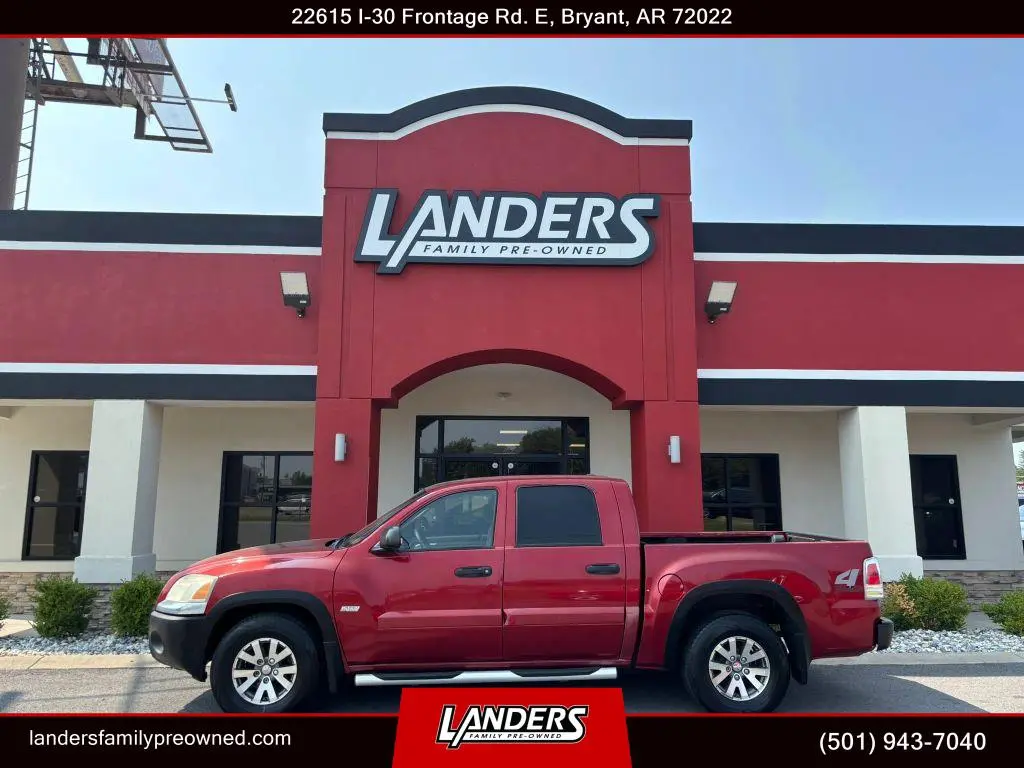 2006 Mitsubishi Raider Durocross