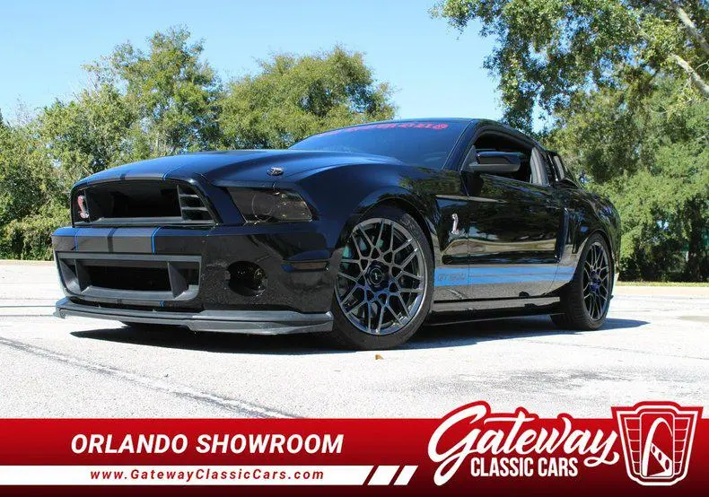 2013 Ford Shelby GT500 Base