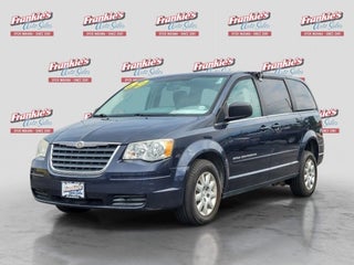2009 Chrysler Town and Country LX