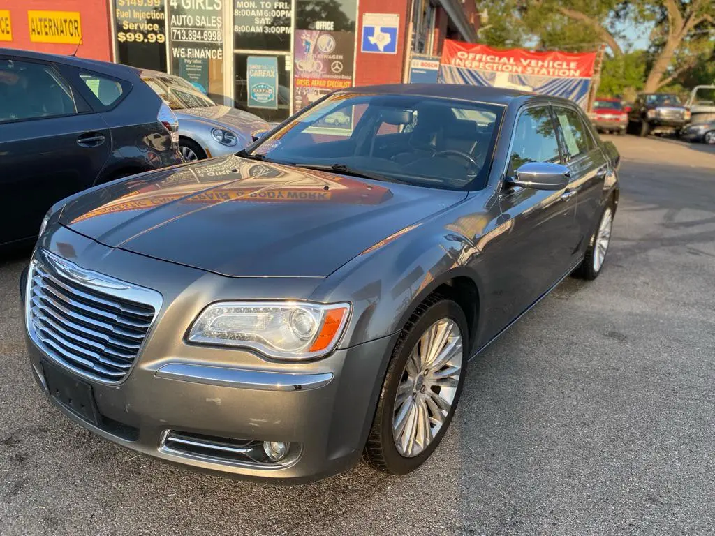 2011 Chrysler 300 Limited