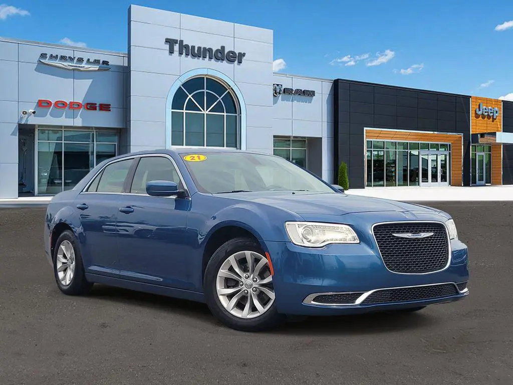 2021 Chrysler 300 Touring