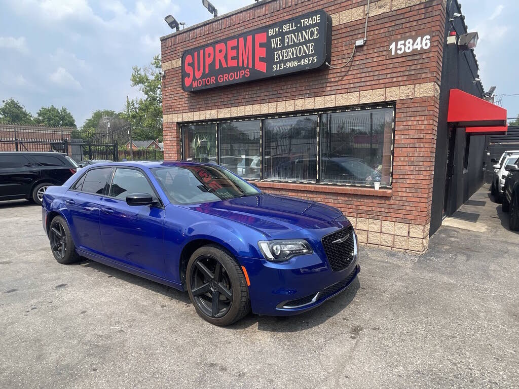 2020 Chrysler 300 Touring