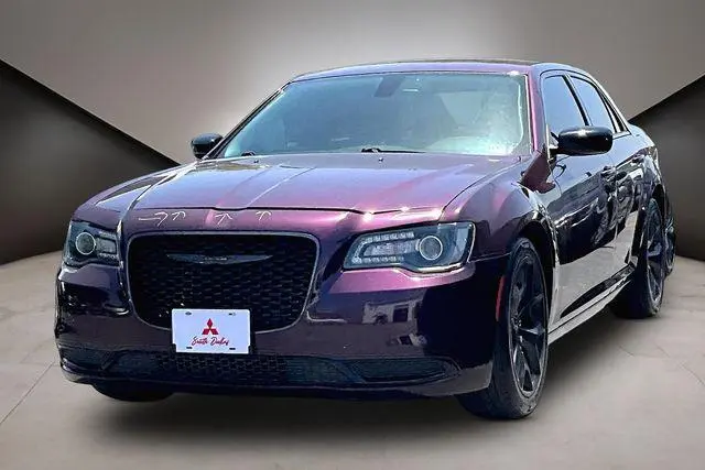 2021 Chrysler 300 Touring