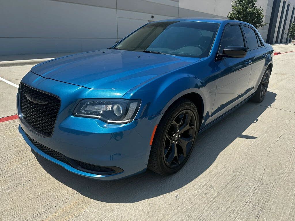 2022 Chrysler 300 Touring