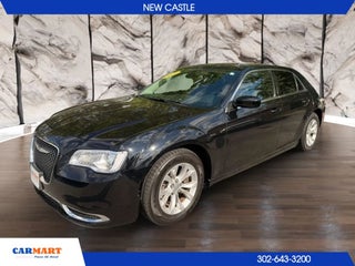 2019 Chrysler 300 Touring