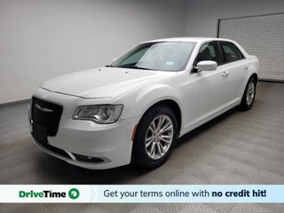 2019 Chrysler 300 Touring