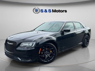 2019 Chrysler 300 Touring