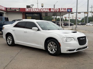 2023 Chrysler 300 Touring