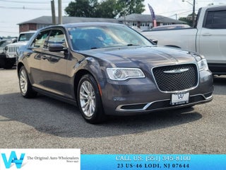 2017 Chrysler 300 Limited