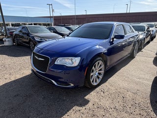 2019 Chrysler 300 Touring
