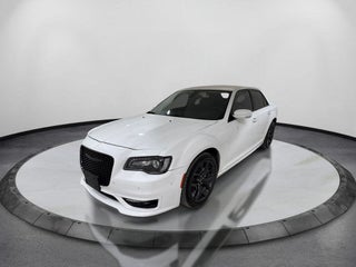 2021 Chrysler 300 Touring