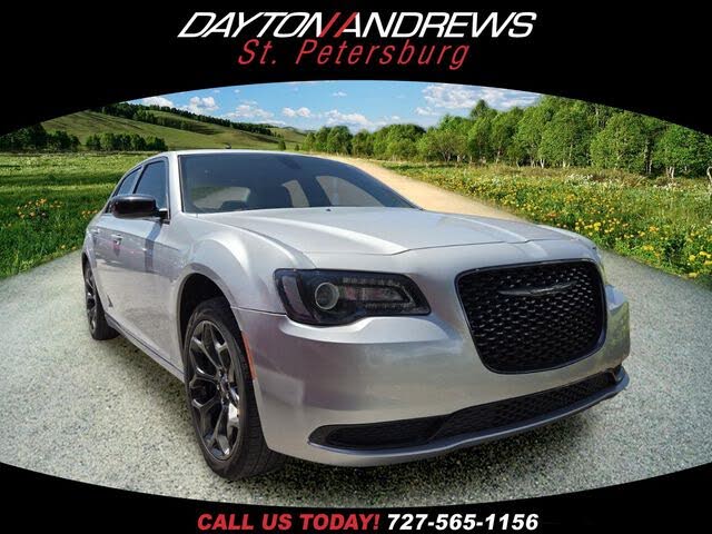 2022 Chrysler 300 Touring