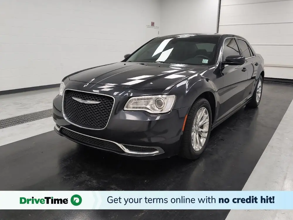 2018 Chrysler 300 Touring