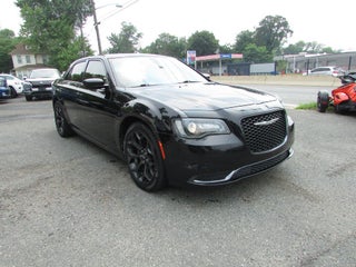 2019 Chrysler 300 Touring