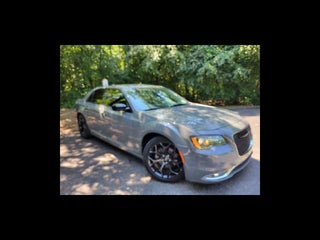 2019 Chrysler 300 Touring