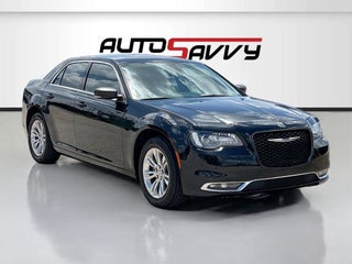 2021 Chrysler 300 Touring