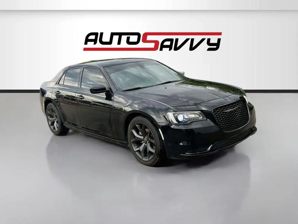 2022 Chrysler 300 Touring