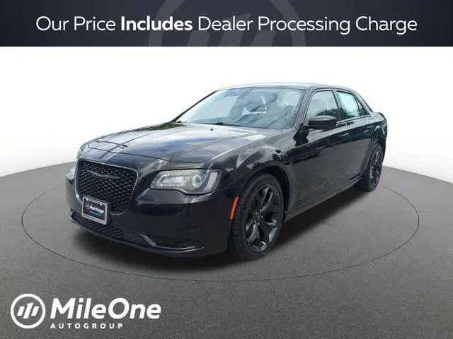 2021 Chrysler 300 Touring