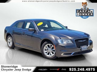 2023 Chrysler 300 Touring