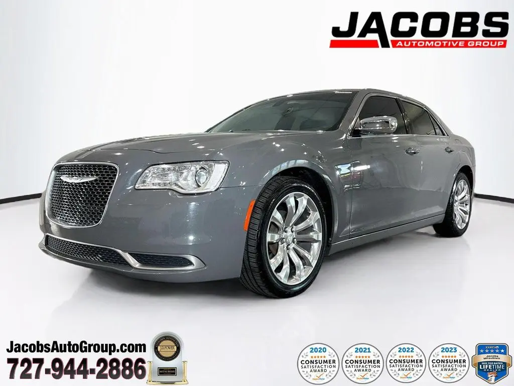 2019 Chrysler 300 Touring