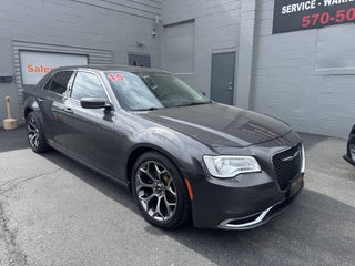 2015 Chrysler 300 Limited