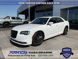2023 Chrysler 300