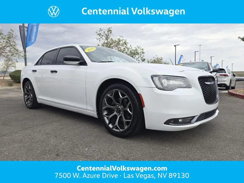2018 Chrysler 300