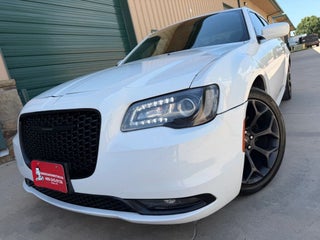 2019 Chrysler 300 S