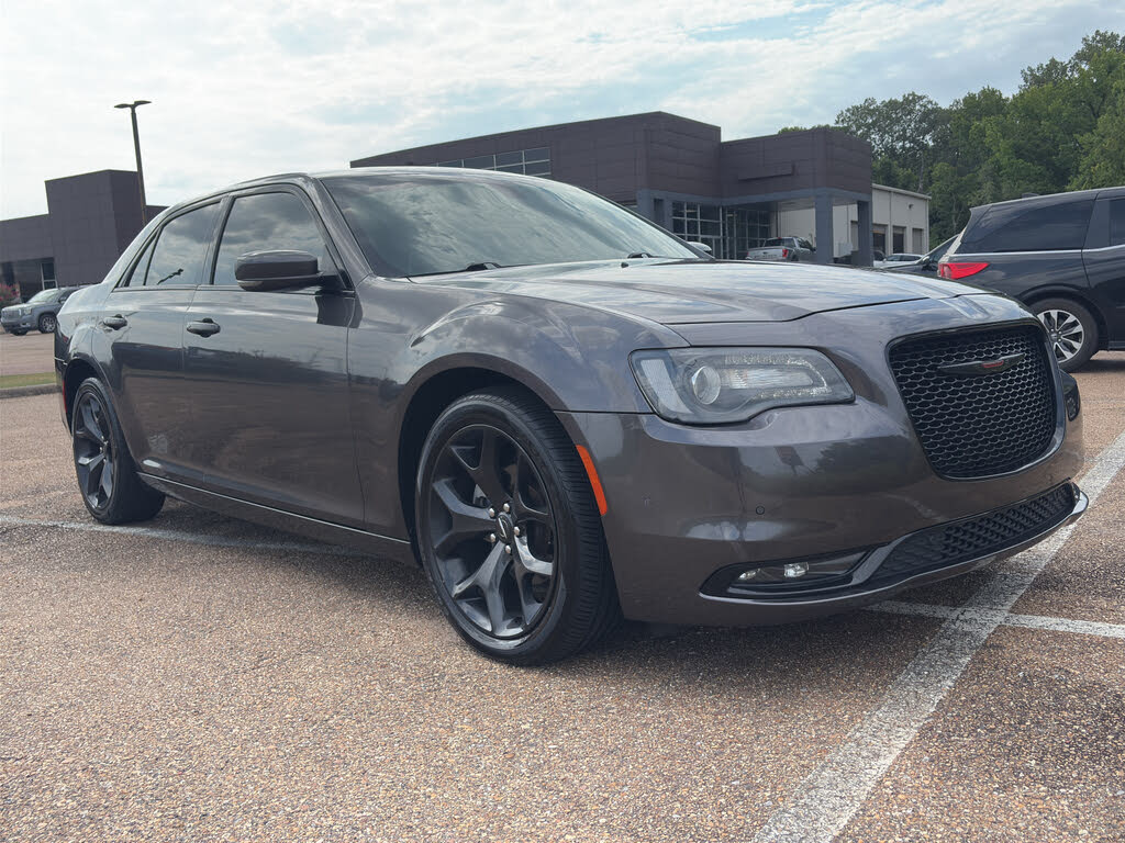 2023 Chrysler 300