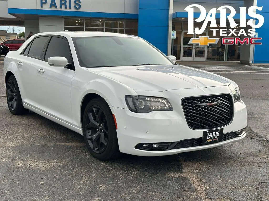 2022 Chrysler 300