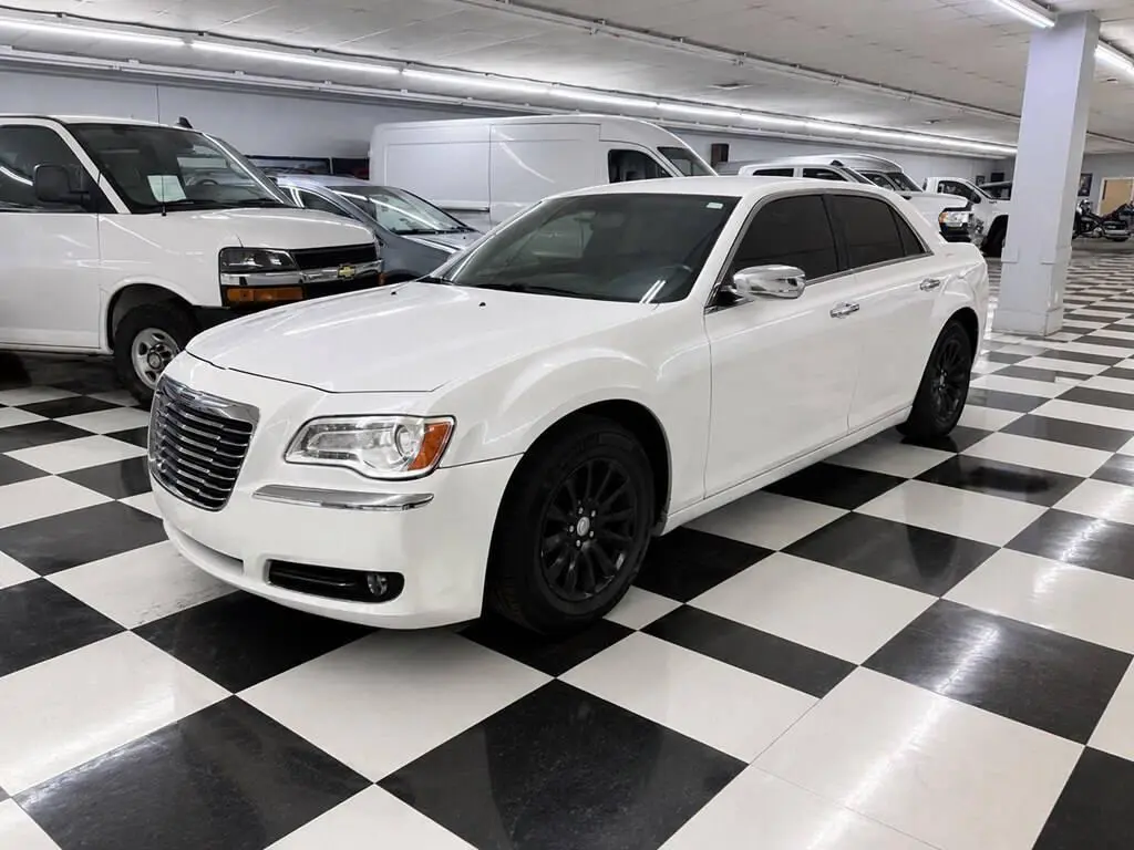 2012 Chrysler 300 Limited