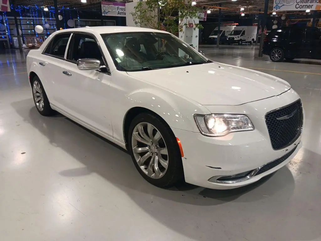 2019 Chrysler 300 Limited