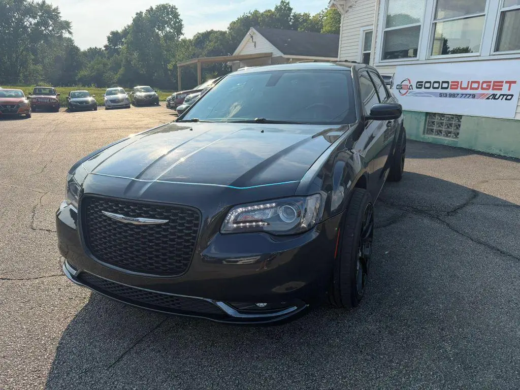 2016 Chrysler 300 S