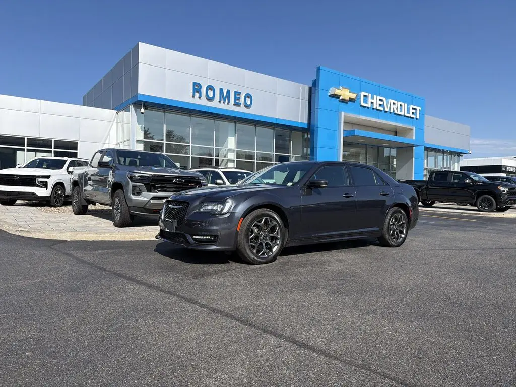2018 Chrysler 300 S