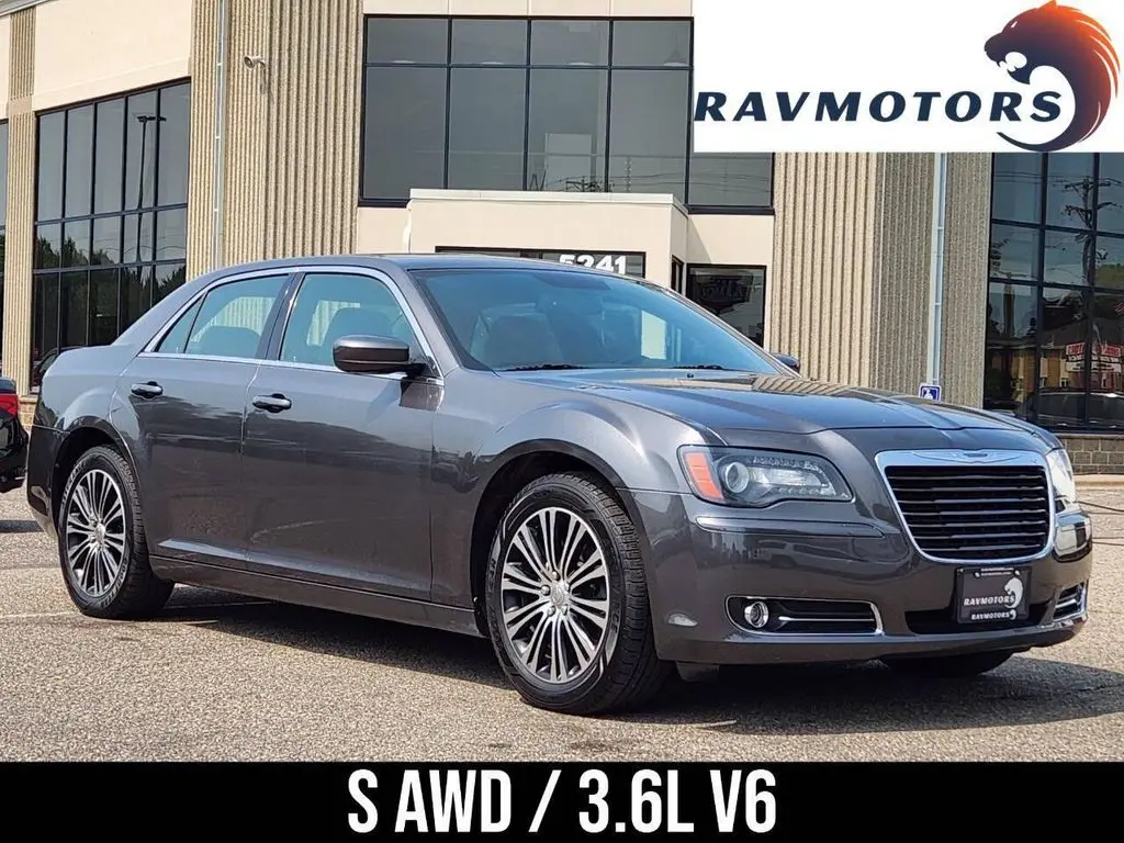 2013 Chrysler 300