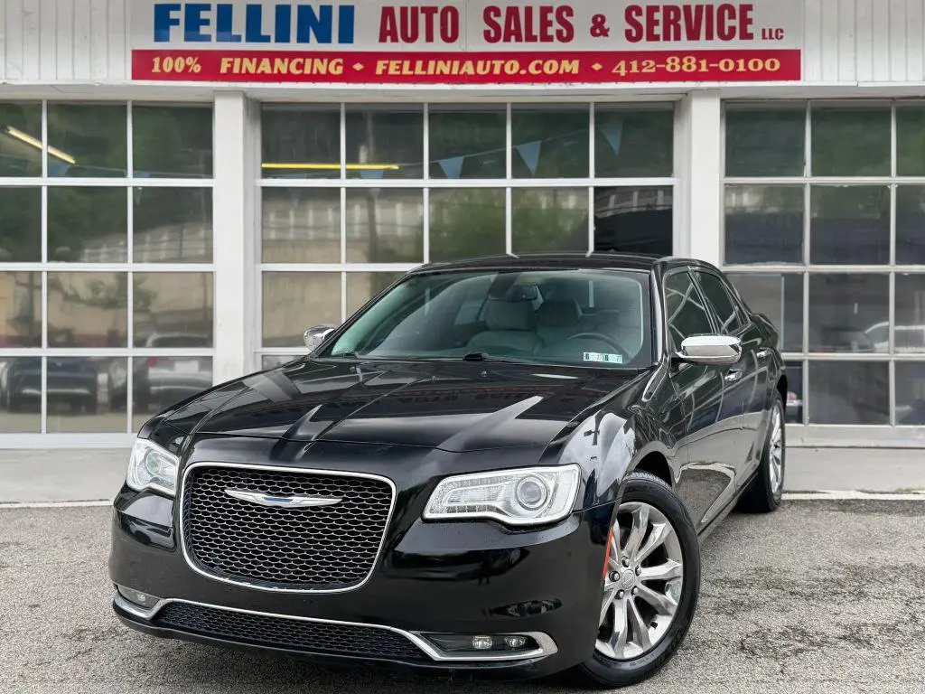 2018 Chrysler 300 Limited